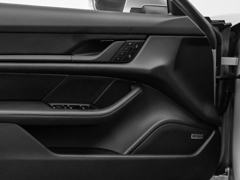 New 2025 Porsche Taycan image 24