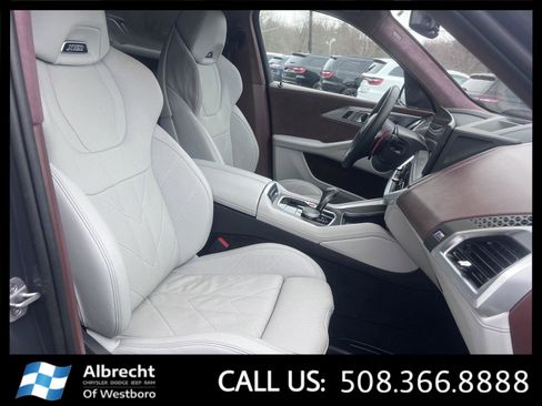 Used 2023 BMW XM image 22