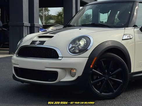 Used 2013 MINI Cooper S FWD image 2
