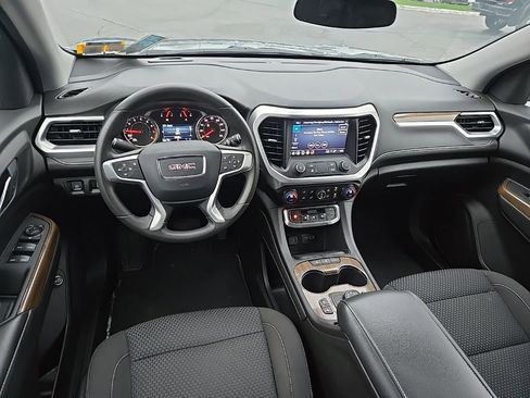 Used 2023 GMC Acadia SLE w/ Driver Convenience Package image 17