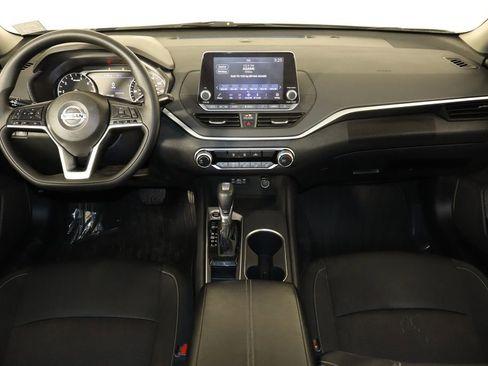 Used 2022 Nissan Altima 2.5 SV FWD image 13