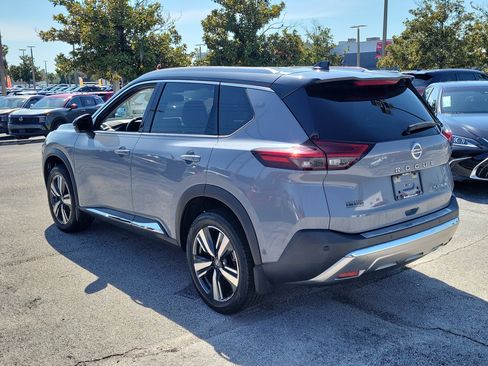 Used 2021 Nissan Rogue Platinum FWD image 8
