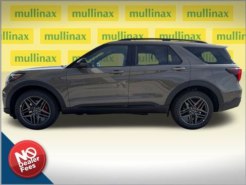 New 2026 Ford Explorer ST image 2
