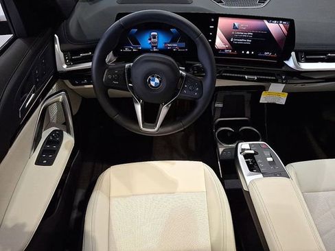 Used 2026 BMW X1 xDrive28i w/ Technology Package AWD/4WD image 8