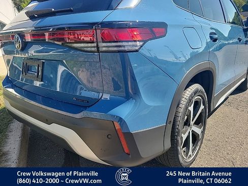 New 2025 Volkswagen Tiguan SE image 23