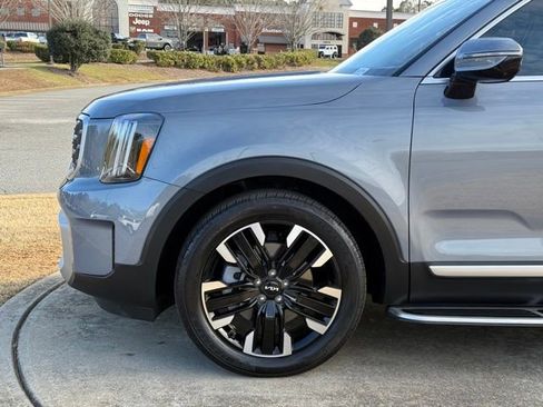 Used 2023 Kia Telluride SX image 12