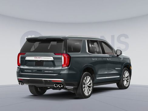 Used 2022 GMC Yukon Denali w/ Denali Ultimate Package image 2