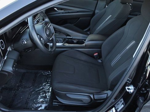 Used 2022 Hyundai Elantra SEL w/ Convenience Package image 24