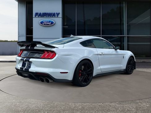 Used 2021 Ford Mustang Shelby GT500 w/ Technology Package RWD image 7