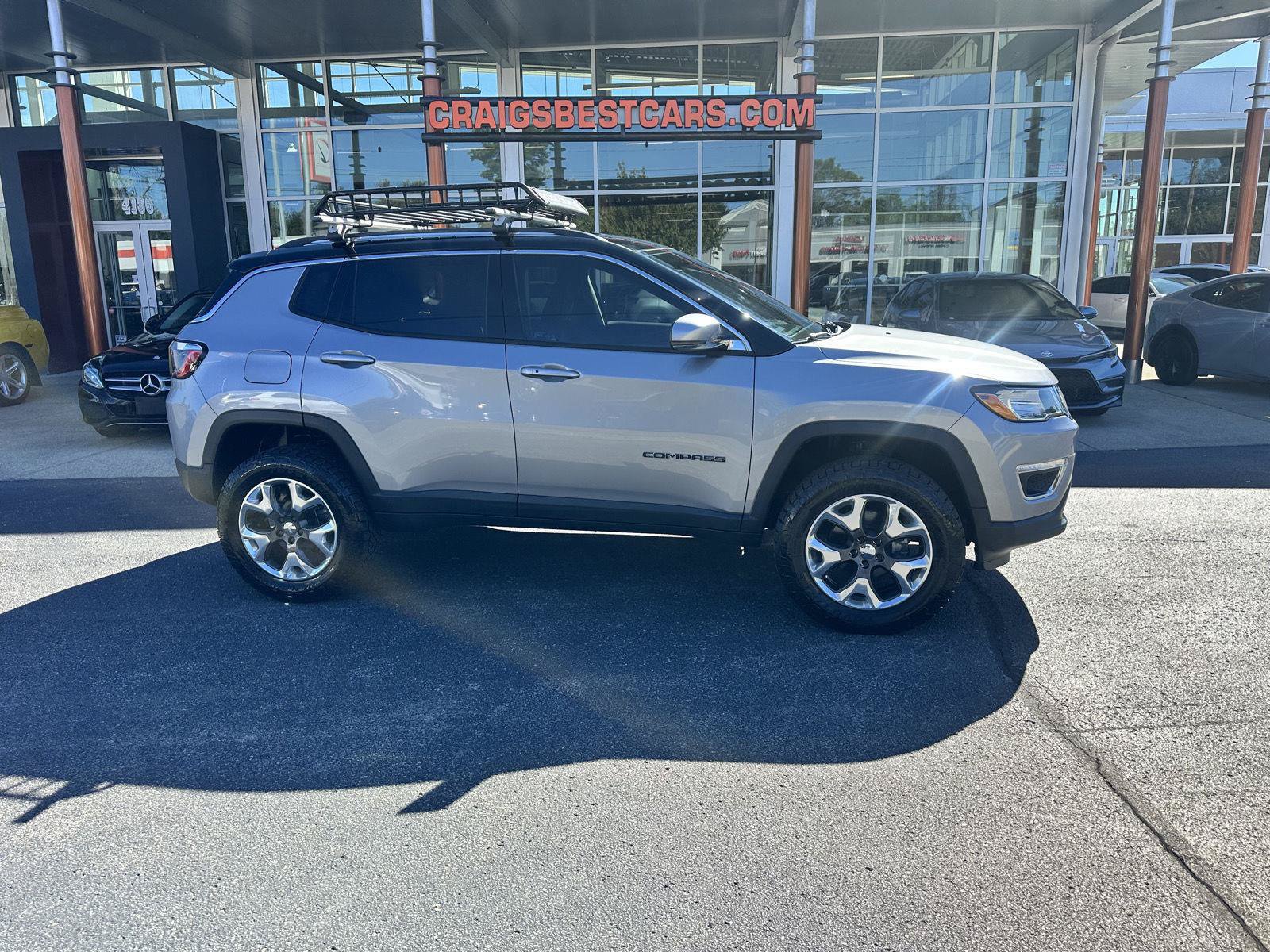 Used 2019 Jeep Compass Limited AWD/4WD image 1