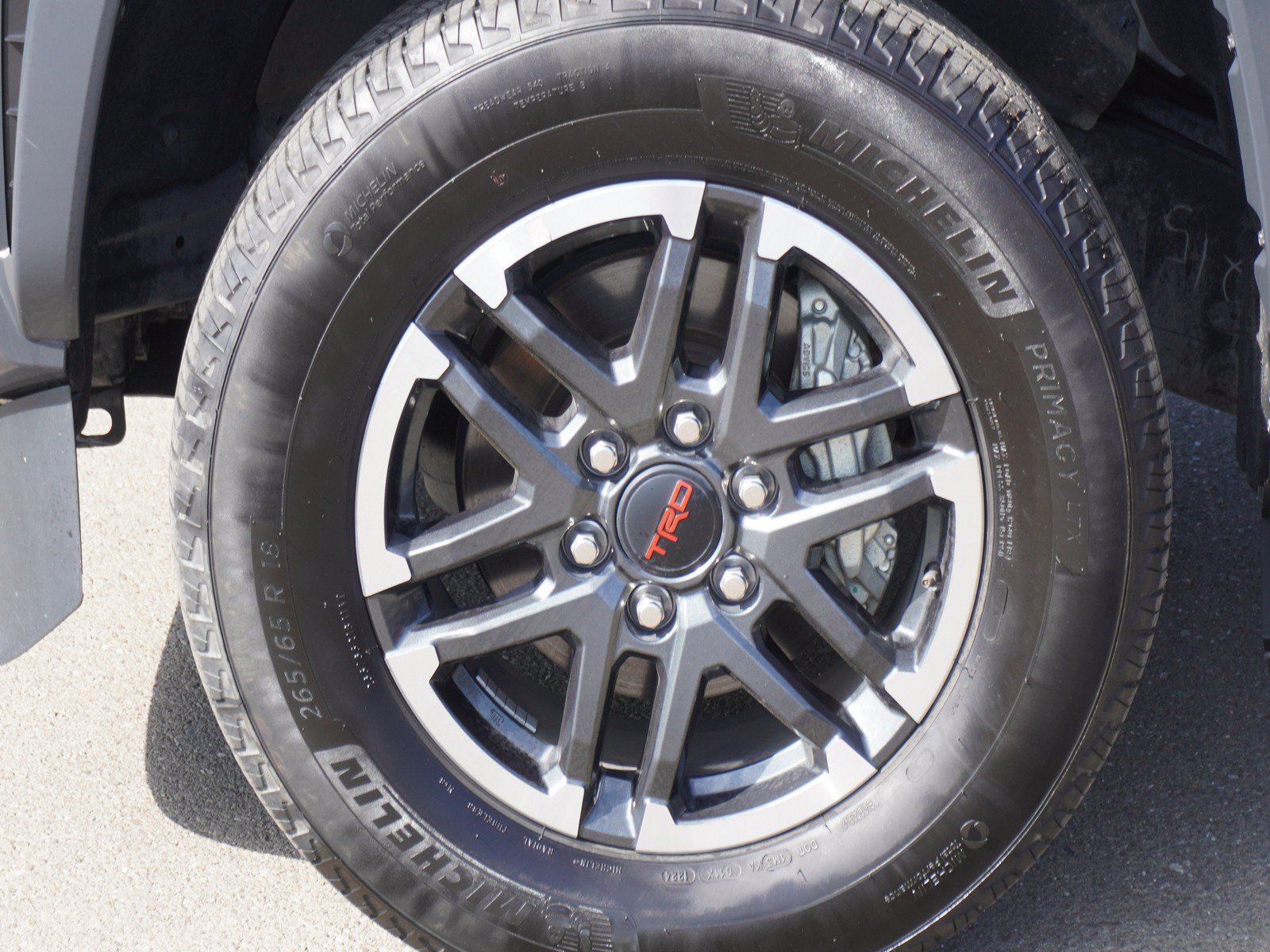 Used 2024 Toyota Tacoma TRD Sport w/ TRD Sport Upgrade Package AWD/4WD image 7