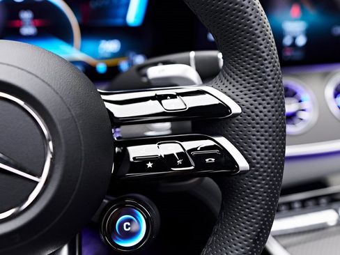 Used 2023 Mercedes-Benz AMG GT 63 image 75