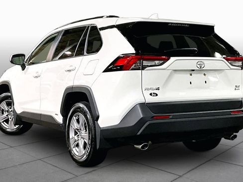 Used 2025 Toyota RAV4 XLE w/ Convenience Package AWD/4WD image 12