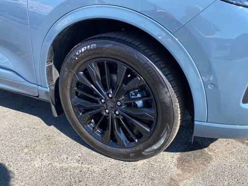 Used 2024 Ford Escape ST-Line Elite w/ Premium Technology Package image 35