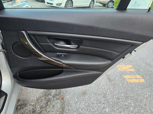 Used 2012 BMW 335i Sedan RWD image 14