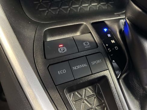 Used 2025 Toyota RAV4 LE FWD image 21