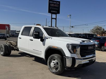 Used 2024 GMC Sierra 3500 Pro w/ Convenience Package