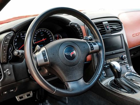 Used 2010 Chevrolet Corvette Grand Sport w/ Preferred Equipment Group RWD image 17