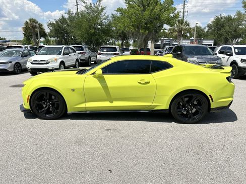 Used 2021 Chevrolet Camaro SS RWD image 3