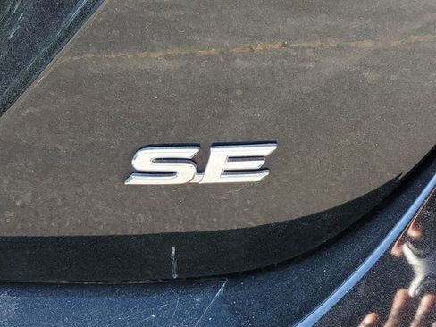 Used 2024 Toyota Camry SE image 7