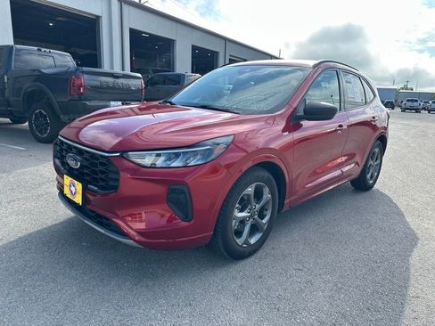 Used 2023 Ford Escape ST-Line w/ Tech Pack #1 FWD image 1
