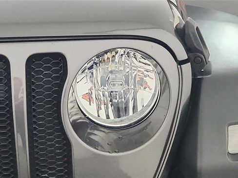 Used 2021 Jeep Wrangler Unlimited Sport image 28