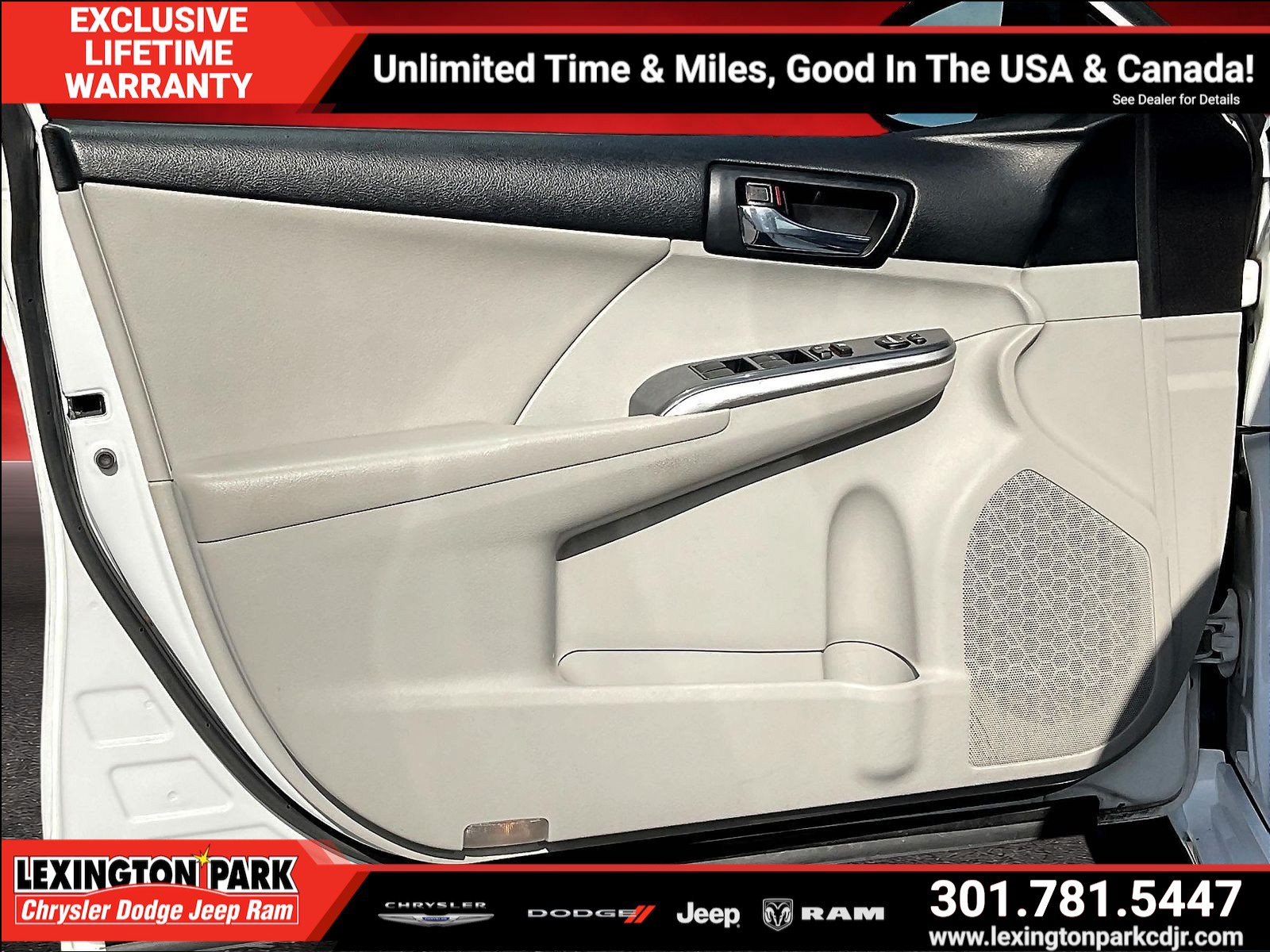 Used 2012 Toyota Camry XLE w/ Leather Pkg FWD image 20