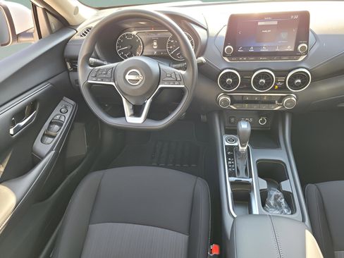 New 2025 Nissan Sentra SV image 8