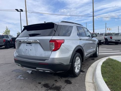 Certified 2023 Ford Explorer XLT w/ Equipment Group 202A AWD/4WD image 5
