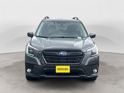 Used 2023 Subaru Forester Premium image 8