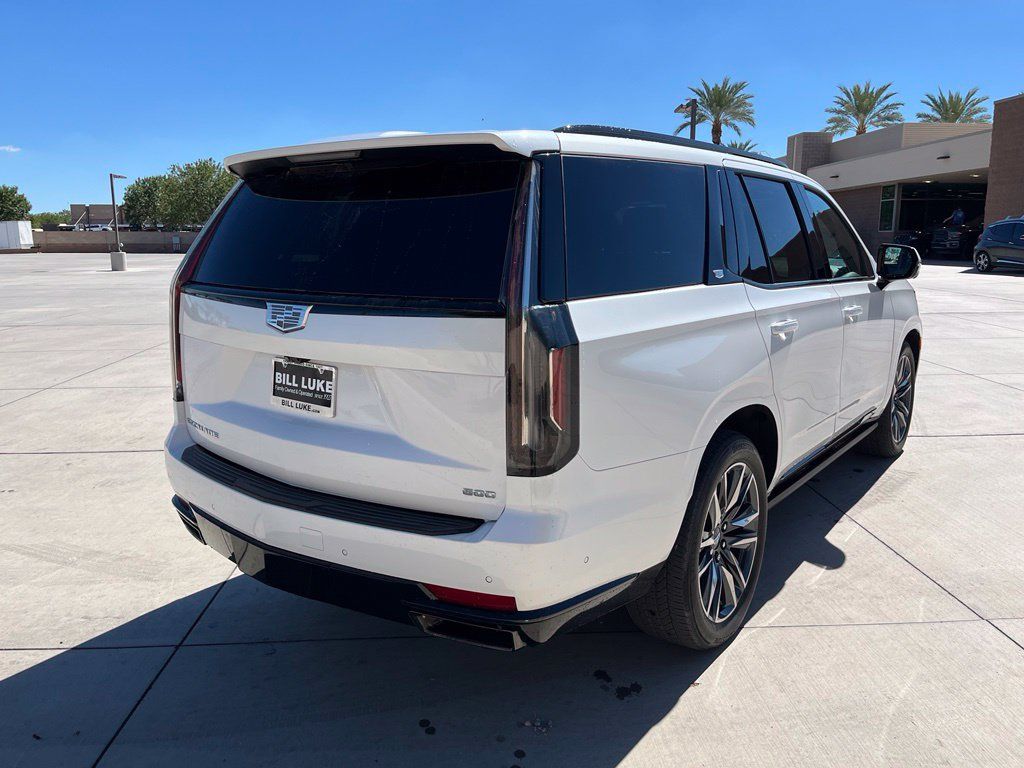 Used 2022 Cadillac Escalade Sport Platinum AWD/4WD image 6