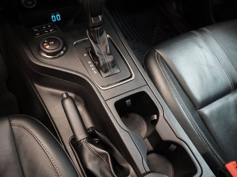 Used 2021 Ford Ranger Lariat w/ Equipment Group 501A High image 7