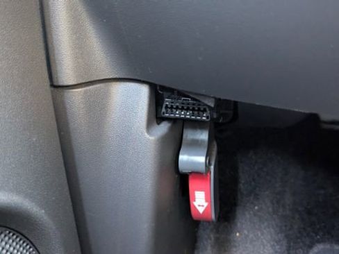 Used 2013 FIAT 500 Pop image 25