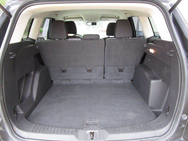 Used 2016 Ford Escape SE w/ SE Cold Weather Package AWD/4WD image 8