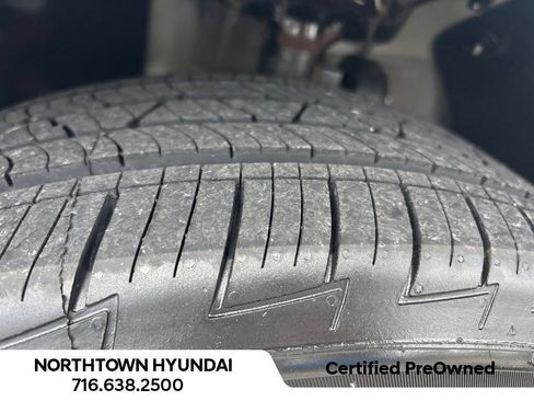 Certified 2023 Hyundai Tucson Limited AWD/4WD image 29