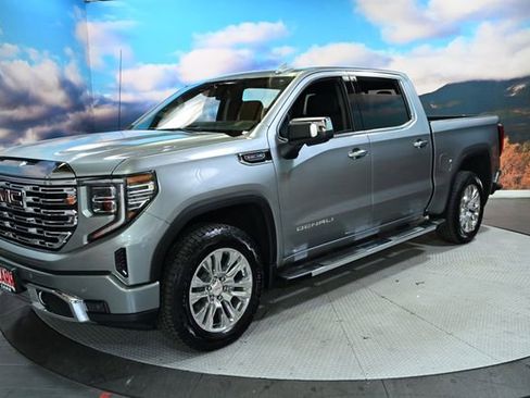 Used 2025 GMC Sierra 1500 Denali image 4