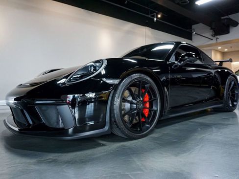 Used 2018 Porsche 911 GT3 RWD image 82