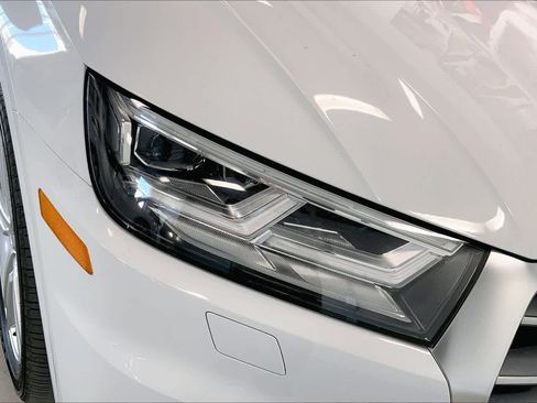 Used 2020 Audi Q5 2.0T Premium Plus w/ Premium Plus Package image 27