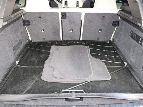 Used 2024 BMW iX xDrive50 image 30