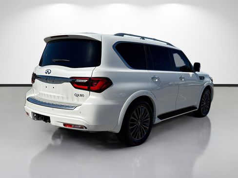 Used 2024 INFINITI QX80 Sensory RWD image 3