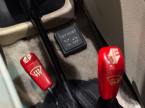 Used 1987 Porsche 911 Carrera image 45