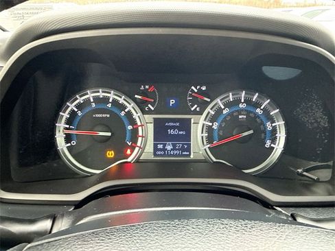 Used 2018 Toyota 4Runner SR5 Premium image 32