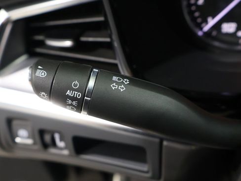 Used 2023 Cadillac XT5 Luxury image 40