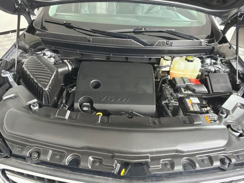 Used 2019 Buick Enclave Essence FWD image 29