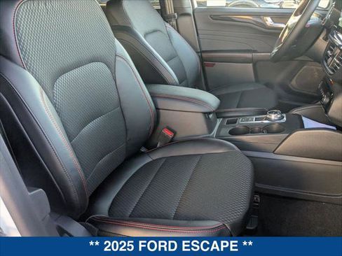 New 2025 Ford Escape ST-Line w/ Tech Pack #1 image 18