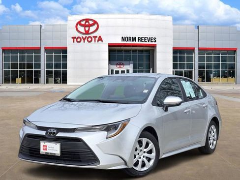 Used 2024 Toyota Corolla LE image 1