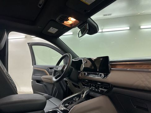 New 2026 GMC Canyon Denali image 16