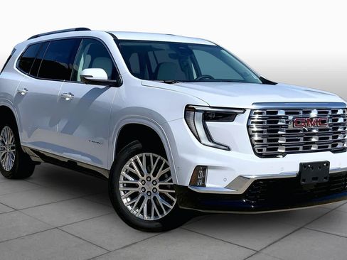 Used 2026 GMC Acadia Denali w/ Super Cruise Package FWD image 3