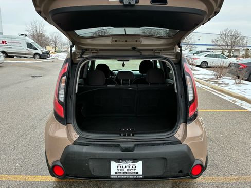 Used 2015 Kia Soul FWD image 24
