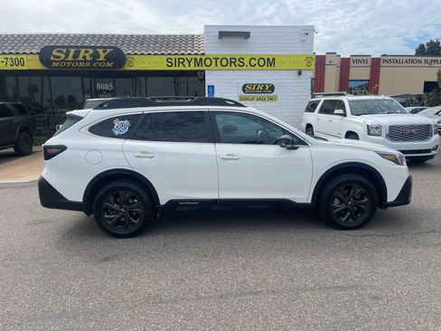Used 2021 Subaru Outback Onyx Edition XT image 2